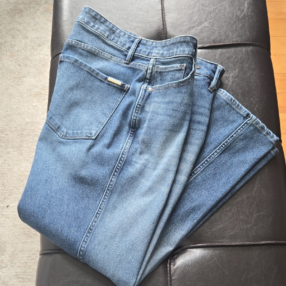 WHBM High Rise Straight Sculpt Jeans